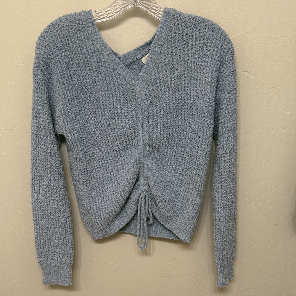 JESSICA SIMPSON V-NECK SWEATER IN LIGHT BLUE